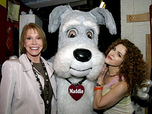 Broadway Barks! hosts Mary Tyler Moore and Bernadette Peters welcomed the Maddie's Fund mascot to this year's adoption extravaganza. (Photo by Rick Edwards)
